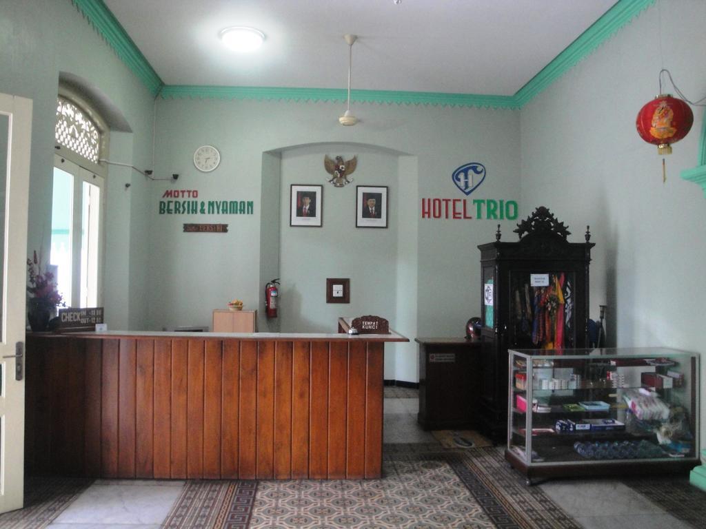 Hotel Trio Surakarta  Экстерьер фото